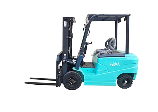 Lithium ion forklift